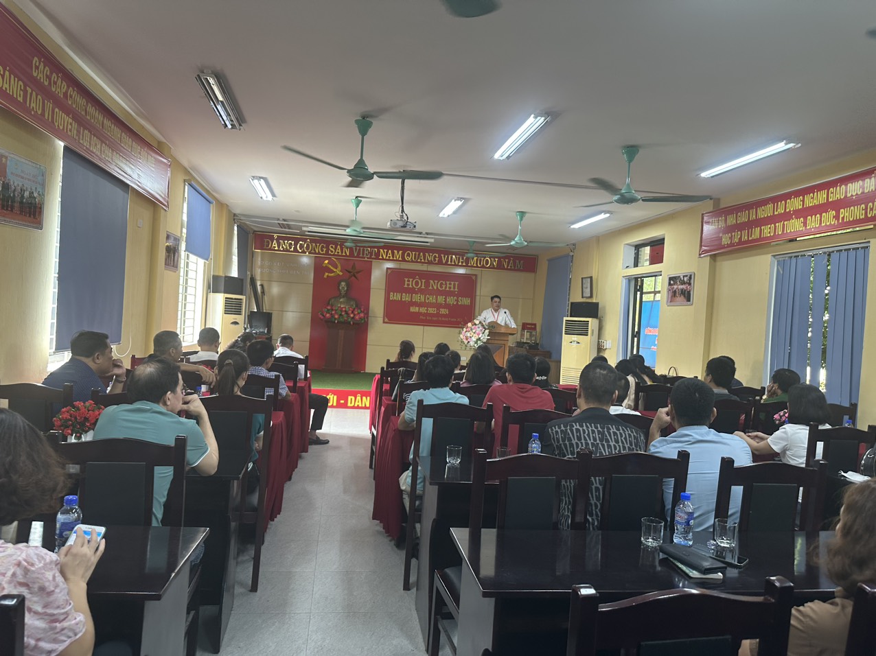 z4700386743557_73d7f85fbde6b00cf84273857b7ed749